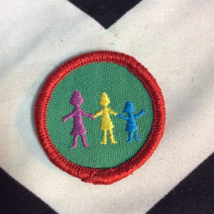 PATCH- GIRLSCOUT BADGES *old stock 1