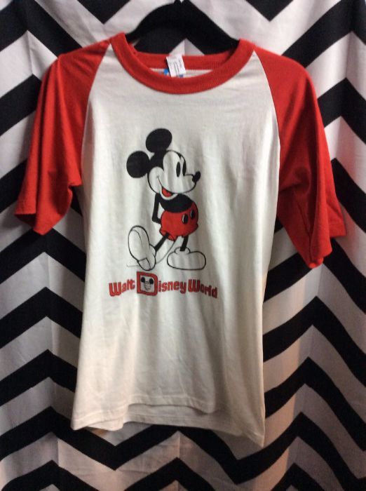 T SHIRT MICKEY MOUSE BASEBALL STYLE RED AND WHITE *deadstock 1