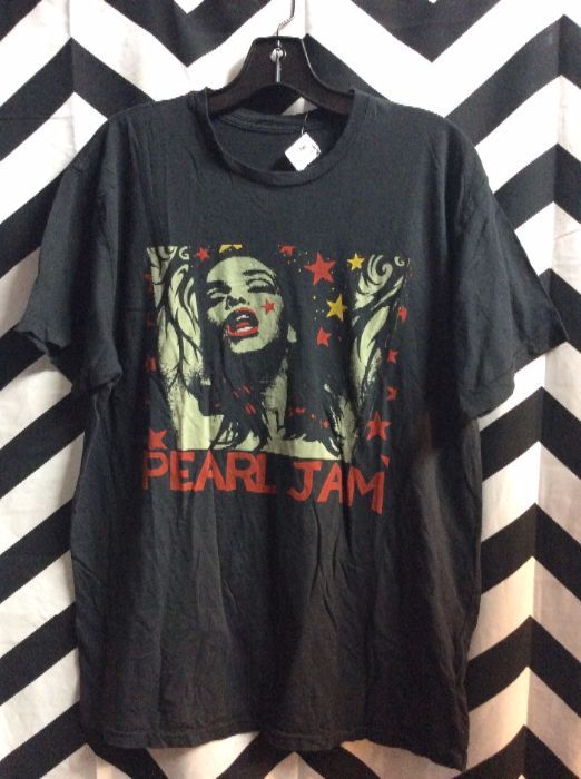Pearl Jam T-shirt – Sexy Girl Graphic Design | Boardwalk Vintage