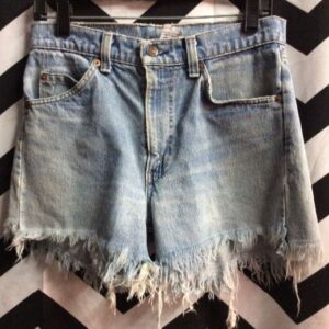 Photo detail:LEVIS DENIM SHORTS - CUTOFF - LONGER CUT - DISTRESSED - ORANGE TAB - LIGHT ACID WASH