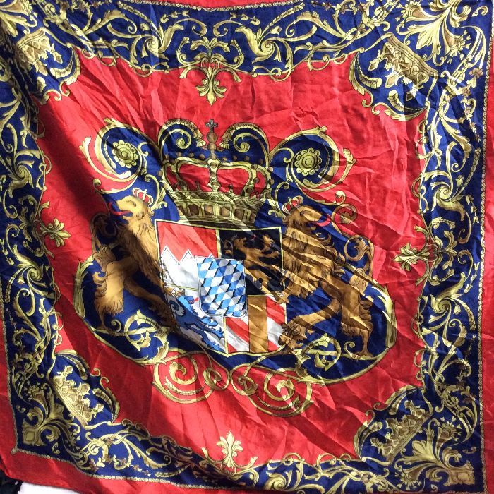 CLASSIC BAROQUE PRINTED SCARF W/ CREST made in italy 1