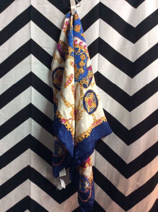 BAROQUE & CHAIN PRINTED SCARF 1