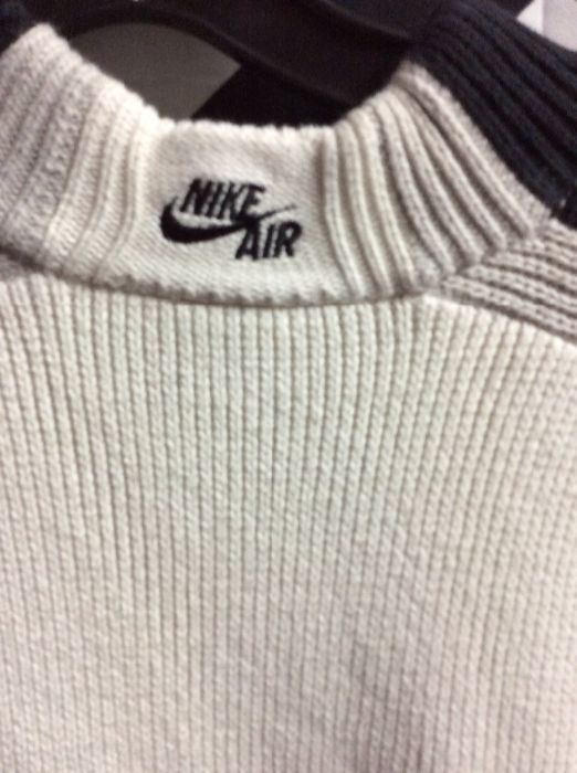nike knitted sweater