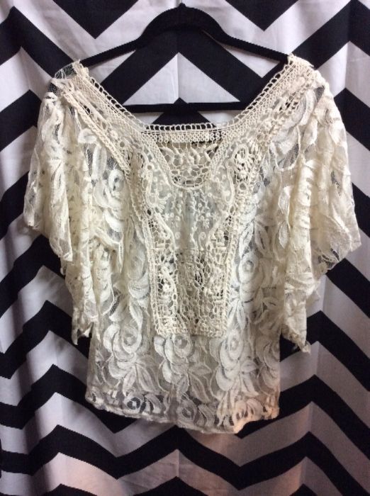 White lace top FLUTTERED ARMS 1