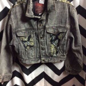 Photo detail:DENiM JACKET - BUTTON-UP - CROPPED - JACQUARD FLORAL TAPESTRY PANELS