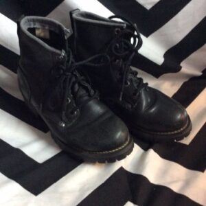 Photo detail:1990'S SKETCHERS BOOTS - COMBAT STYLE - LEATHER - OIL RESISTANT - MADE IN USA