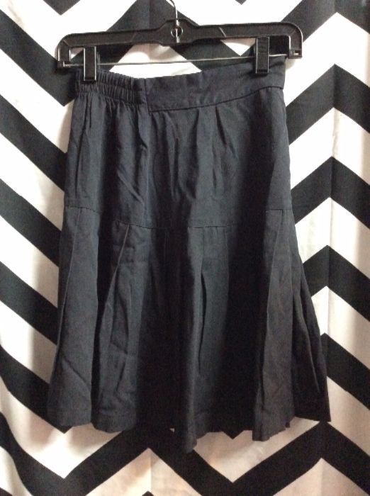 Skirt Solid Black Crease Mid Length 1