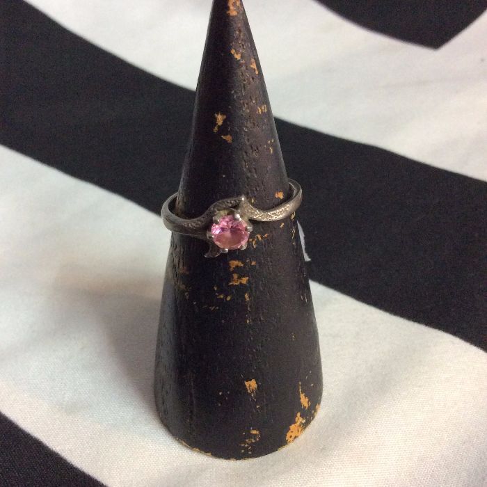 LITTLE STERLING SILVER RING W/ PINK STONE 1