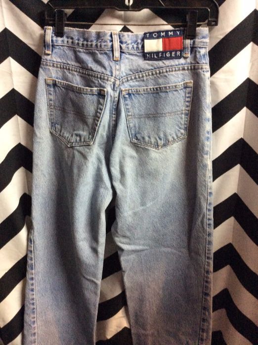 Tommy Hilfiger Womans Jeans - Light Denim - Straight Leg 1