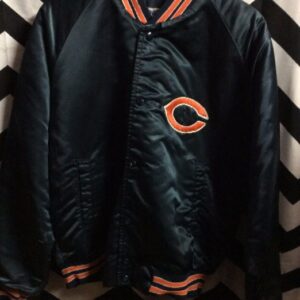 Photo detail:CHALKLINE BASEBALL STYLE JACKET - SATIN - CHICAGO BEARS - APPLIQUED LETTERS ACROSS BACK