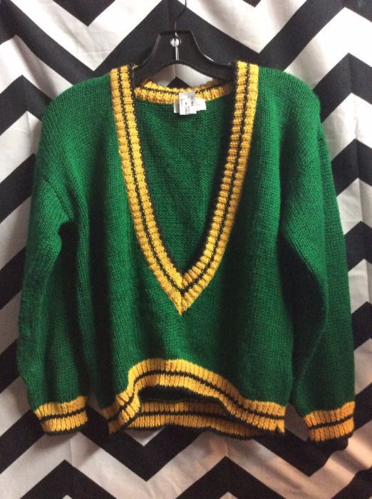 CROPPED WOOL KNIT SWEATER VARSITY STYLE DEEP V SOFT 1