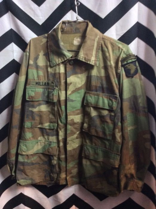 Military Jacket – Camo Print Design – Patches | Boardwalk Vintage