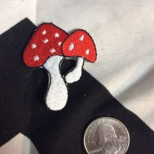 Photo detail:EMBROIDERED PATCH - DOUBLE MUSHROOM DESIGN