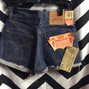 Photo detail:LEVIS DENIM SHORTS - HIGH WAISTED - 501