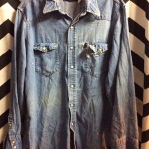 Photo detail:WRANGLER WESTERN DENIM SHIRT - EXTRA LONG TAILS - FRAYED POCKET