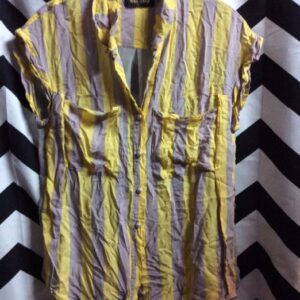 Photo detail:BLOUSE - SHORT CUFFED SLEEVE - VERTICAL STRIPED DESIGN - FRONT POCKETS - SHEER BACK