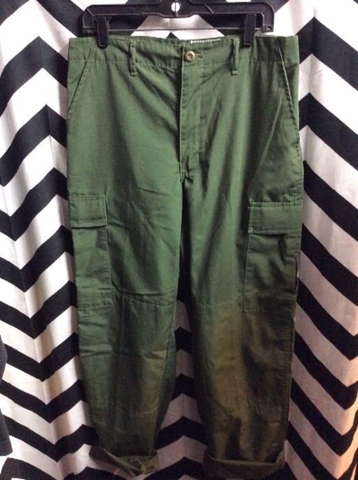 OLIVE MILITARY PANTS CARGO *DEADSTOCK 1