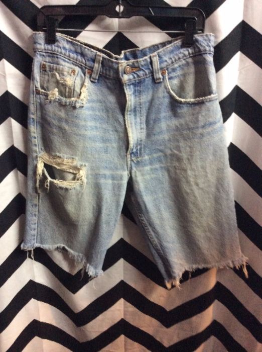 Distressed Levis 512 shorts w34 1