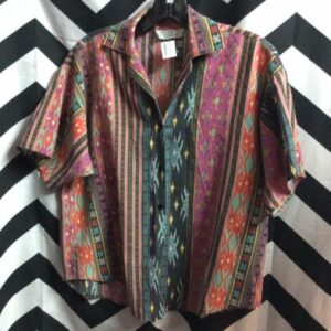 Photo detail:SHIRT - VERTICAL STRIPED DESIGN - ETHNIC TRIBAL PRINT