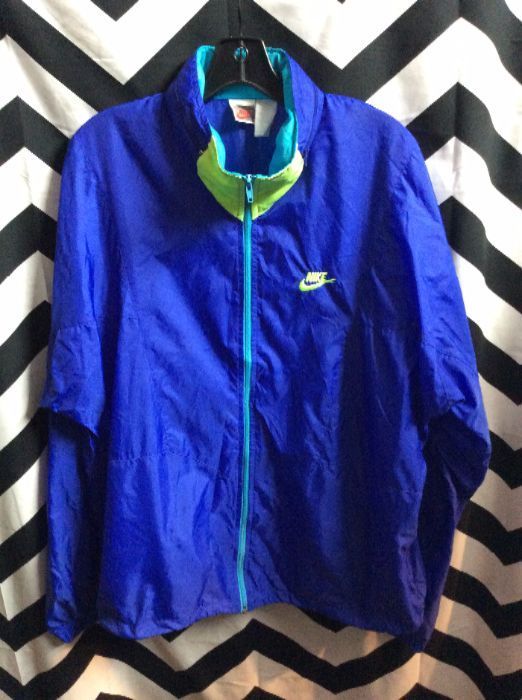 Nike Windbreaker Jacket – Zip-up – Contrasting Color On Collar & Zipper ...