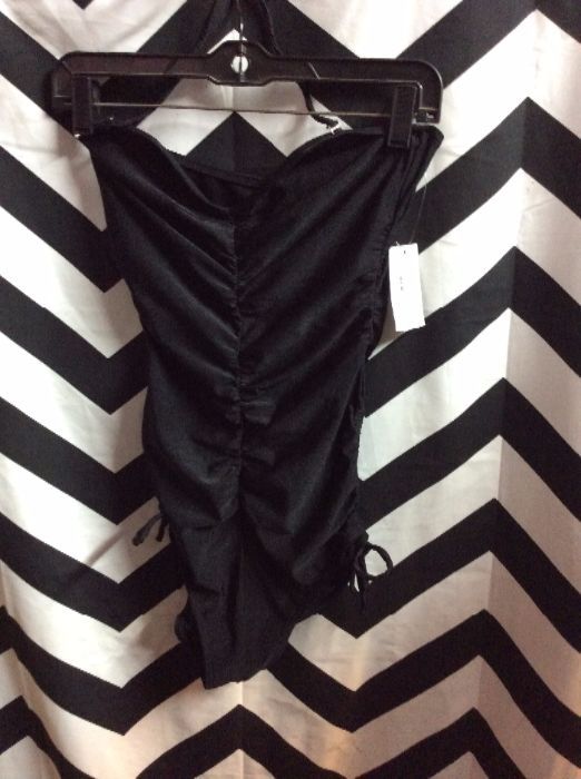 BATHING SUIT ONE PIECE MODERN NEW 1