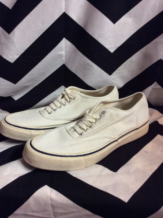 CLASSIC CANVAS LACE UP SHOES as-is 1