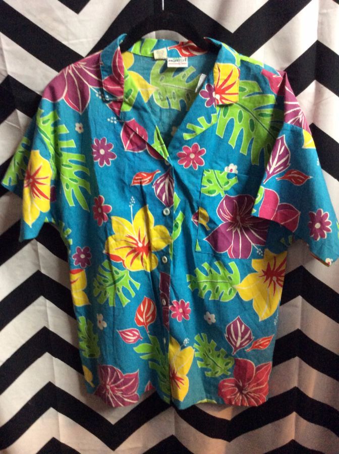 Hawaiian Shirt – Bold Floral Print Design | Boardwalk Vintage