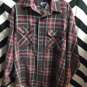 Photo detail:SHIRT - LONG SLEEVE - BUTTON-UP - CHEST POCKETS - PLAID DESIGN