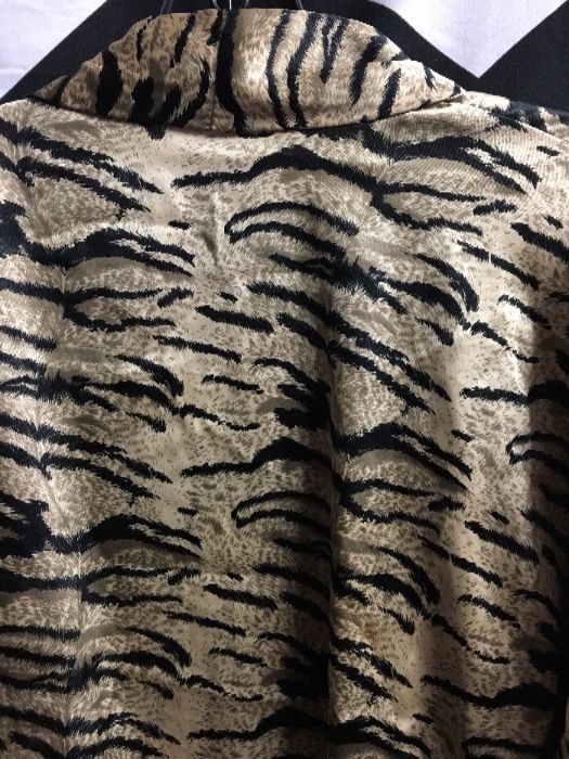 Satin Tiger Print Kimono Robe Cropped | Boardwalk Vintage