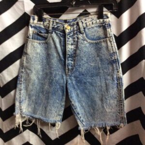 Photo detail:DENIM SHORTS - CUTOFF - LONG CUT - ACID WASH  SMALL FIT