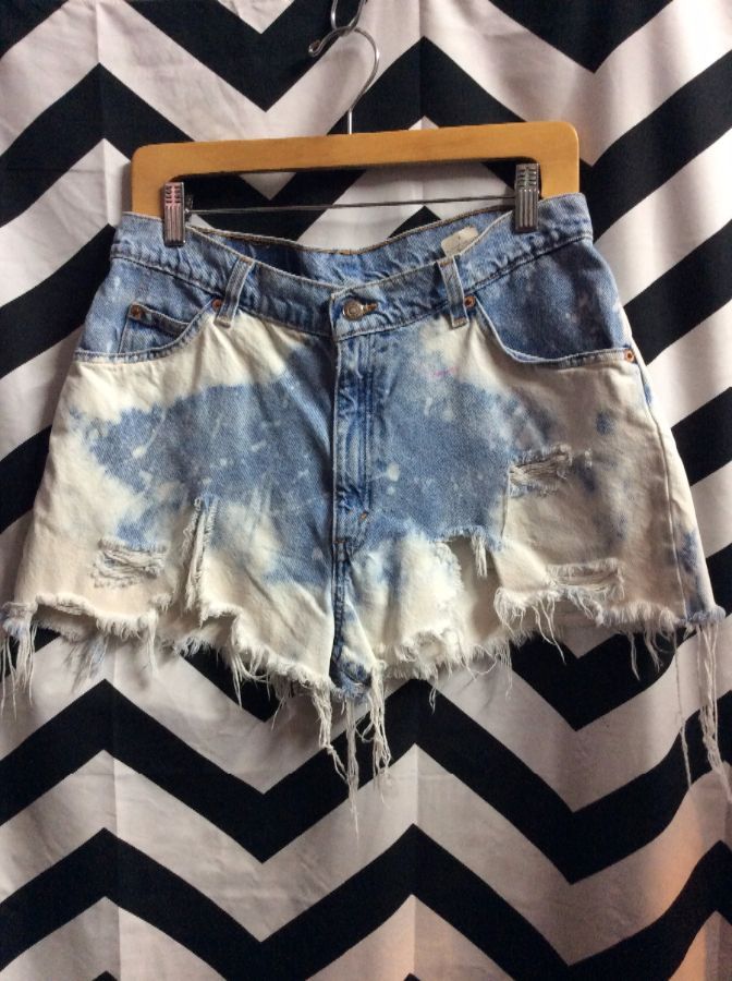 LEVIS SHORTS ZIP FLY BLEACH STAINS HEAVY FRAY ORANGE TAB AS IS 1