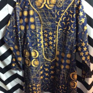 Photo detail:TUNIC/SHIRT - PULLOVER - COTTON - CELESTIAL PRINT - EMBROIDERED TRIM