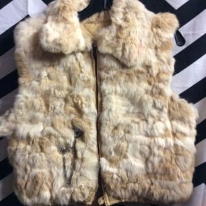 Photo detail:VEST REAL BUNNY FUR 2 CONCHOS ZIPPER