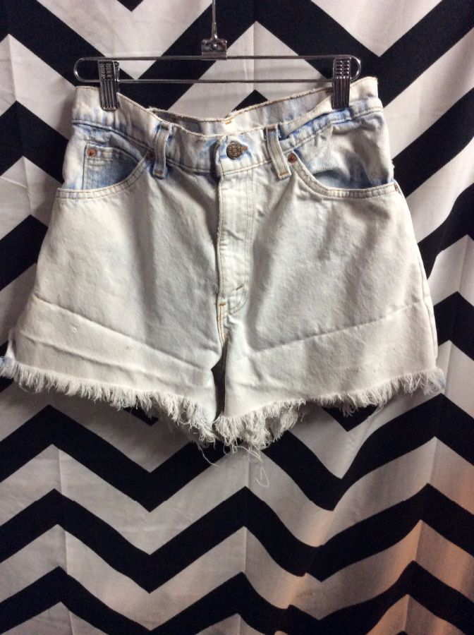 BLEACHED LEVIS DENIM CUT OFF SHORTS FRAYED as-is *white paint splatter 1