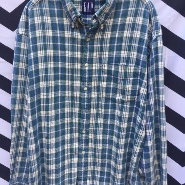 Classic 1990’s Flannel Shirt, Long Sleeve, Button-up, Plaid Print ...