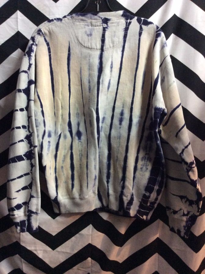 Pullover Sweatshirt – Faded Tie Dyed Fabric – Vertical Stripes Front ...