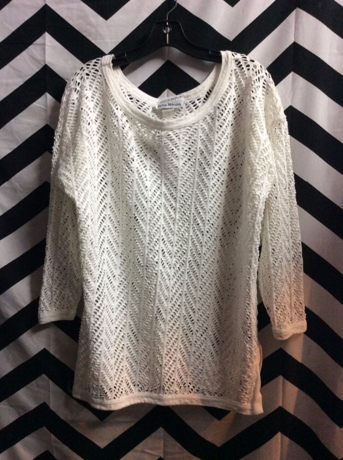 Wide Collar Netted White Fringe Top 1