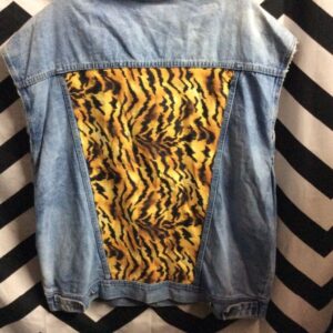 Photo detail:STAR DENIM VEST - BUTTON-UP - MULTIPLE PATCHES & STUDS ON FRONT - TIGER STRIPE PATTERN BACK INSERT