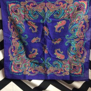 Photo detail:BANDANA/SCARF – PSYCHEDELIC PAISLEY PRINT DESIGN – SQUARE