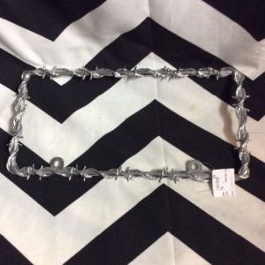 LICENSE PLATE COVERS- BARB WIRE 1