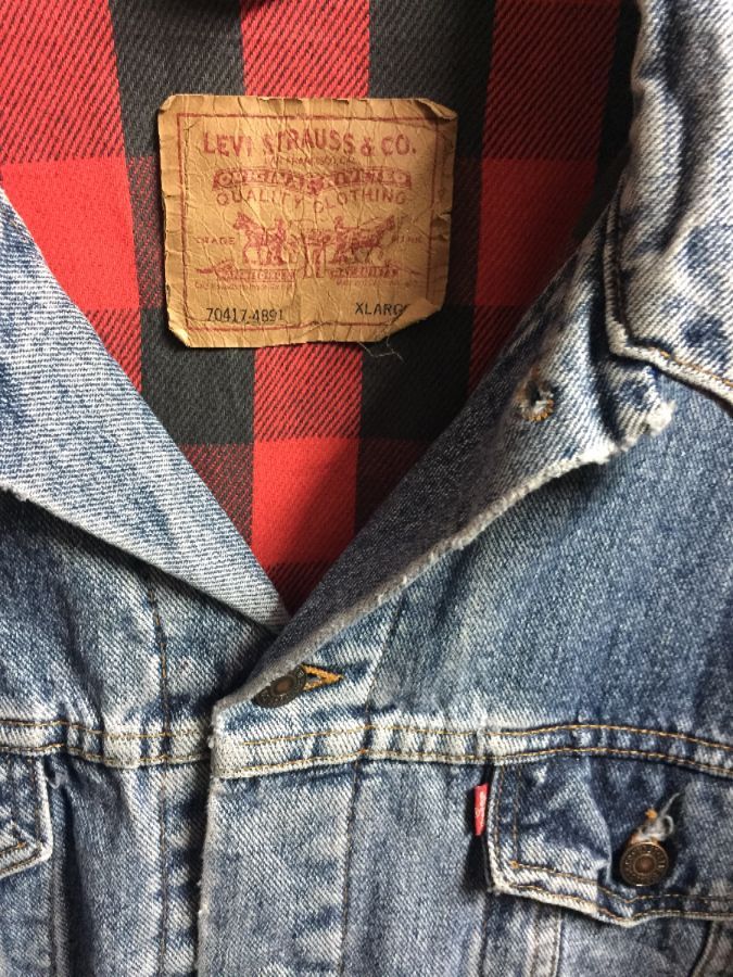 Levis Denim Jacket W/plaid Inner Lining | Boardwalk Vintage