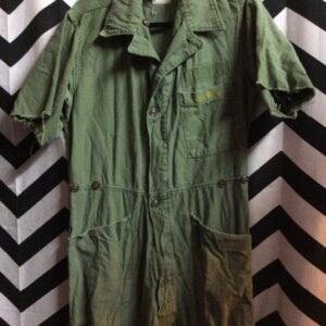 Photo detail:VIETNAM ERA COTTON COVERALLS CUT SLEEVES