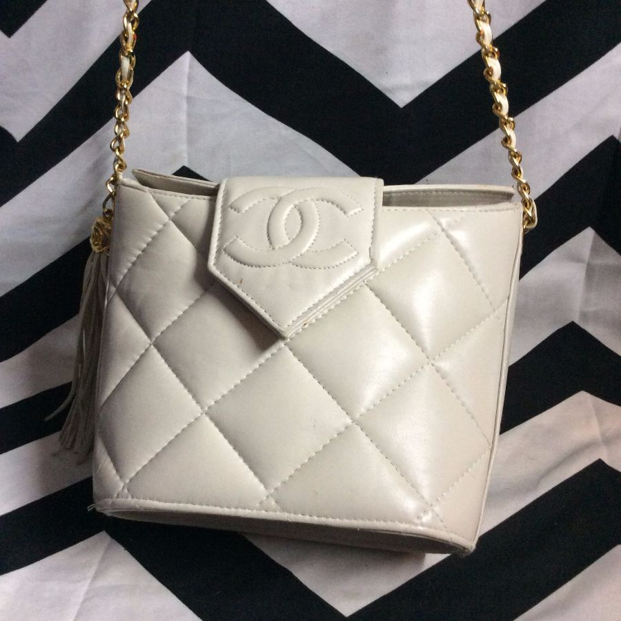 PURSE FAUX CHANEL SNAP FRONT GOLD CHAIN 2