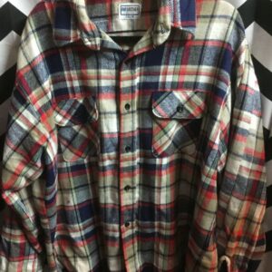 Photo detail:FLANNEL SHIRT W/2 FRONT POCKETS & PLAID DESIGN