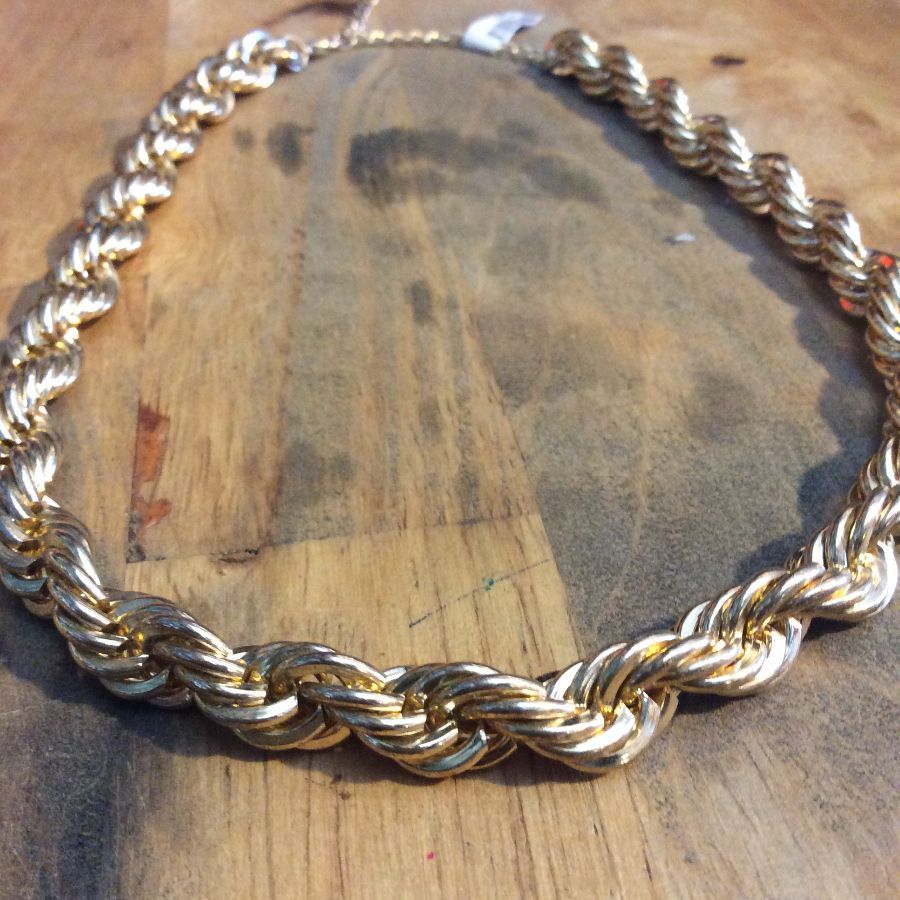 RETRO TWISTED CHAIN HEAVY GOLD NECKLACE 1