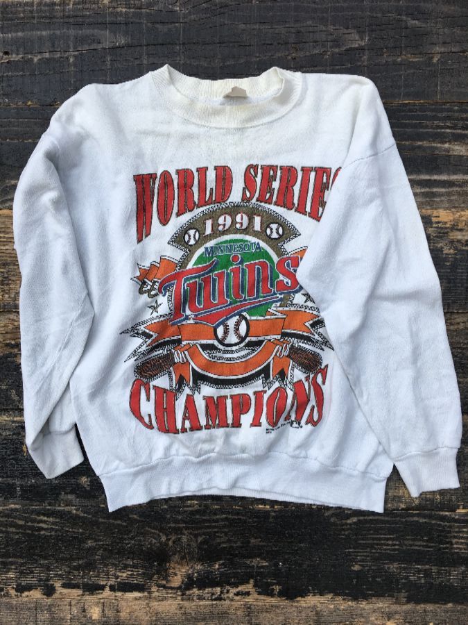 1991 Champions Minnesota Twins Pullover Sweatshirt | Boardwalk Vintage