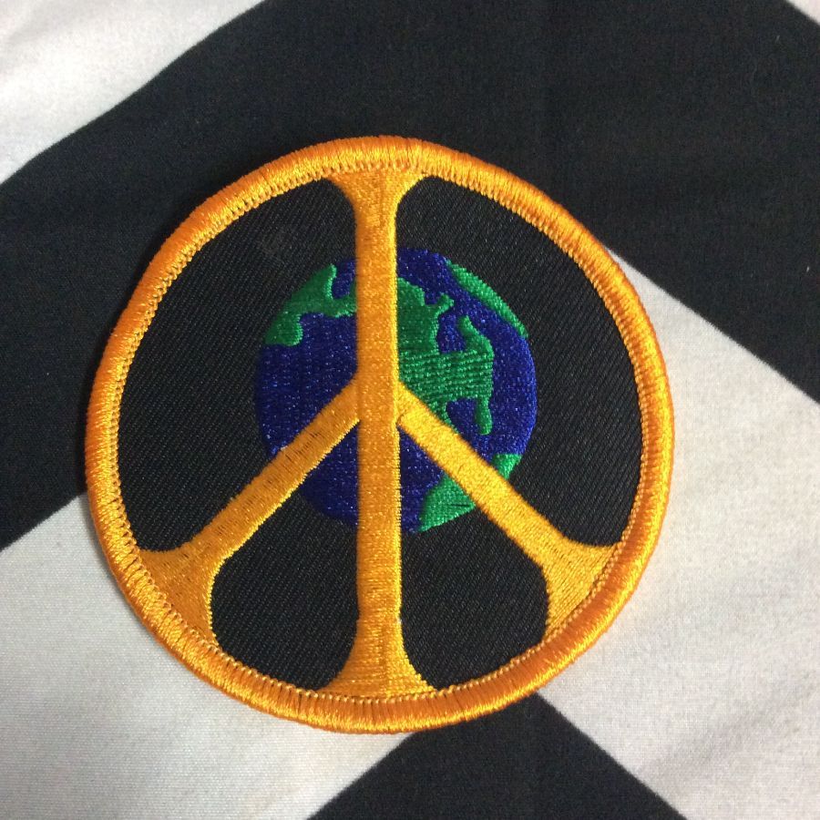 BW PATCH PEACE ON EARTH YELLOW BLACK GREEN 1