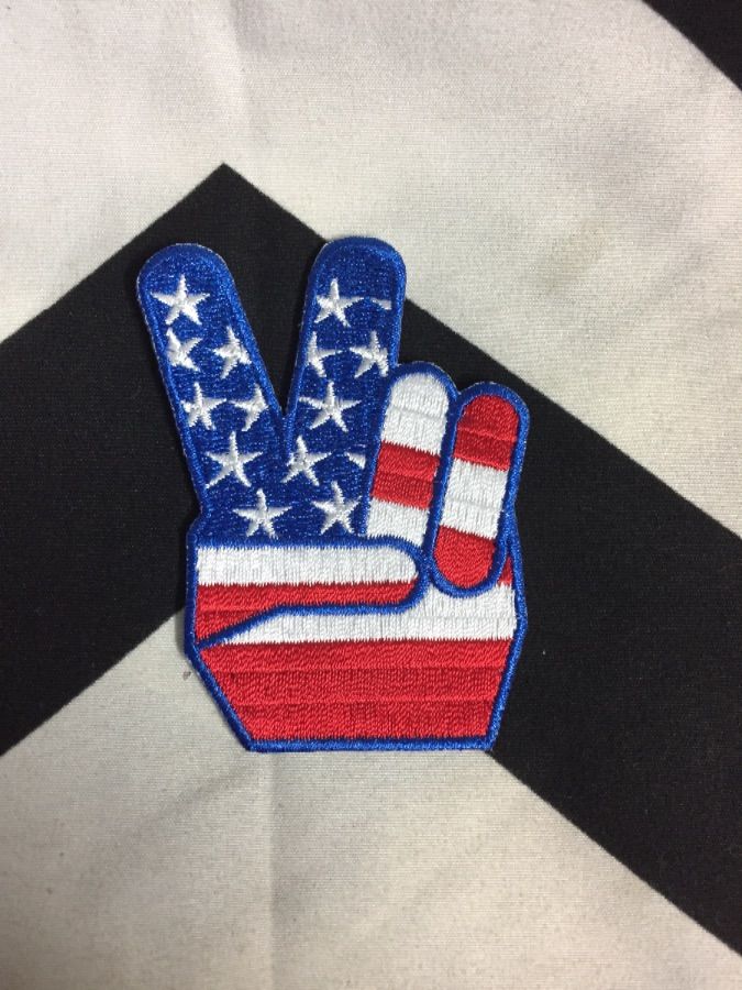 BW PATCH- AMERICAN FLAG HAND PEACE SIGN 1
