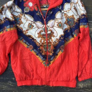 Photo detail:COLOR-BLOCK BAROQUE DESIGN WINDBREAKER