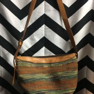 Photo detail:WOVEN TEXTILE PURSE W/ LEATHER STRAP & 1 ZIPPED OPENING